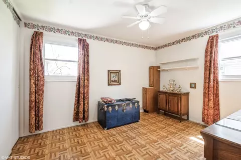 Bedroom - 4000 Owl Dr, Rolling Meadows, IL 60008 photo 2 of 2