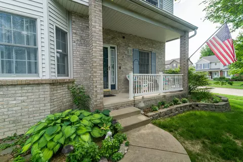 2904 Spangle Rd, Bloomington, IL 61705 photo 2