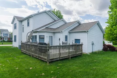 2904 Spangle Rd, Bloomington, IL 61705 photo 3
