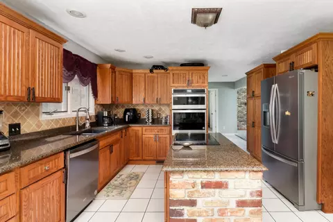 804 Towanda Ave, Bloomington, IL 61701 photo 6