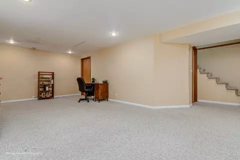 Other - 1291 Meyer Ct, Naperville, IL 60564 photo 4 of 4