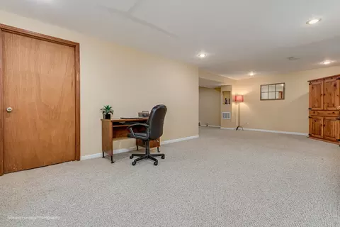 Other - 1291 Meyer Ct, Naperville, IL 60564 photo 3 of 4