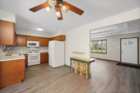 Kitchen - 6601 Langsford Ln, Plainfield, IL 60586 photo 2 of 2