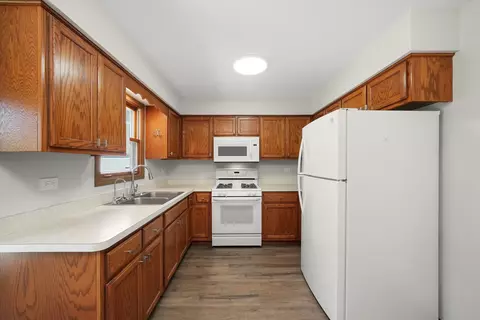 Kitchen - 6601 Langsford Ln, Plainfield, IL 60586 photo 1 of 2