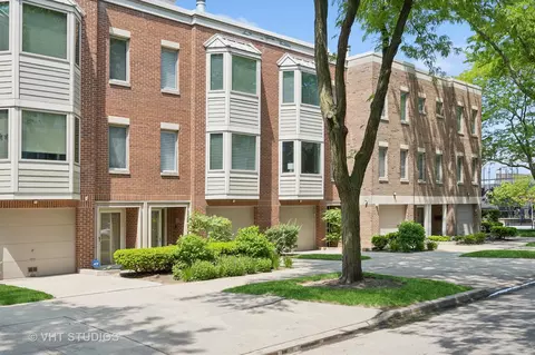 2352 N Lakewood Ave, Chicago, IL 60614