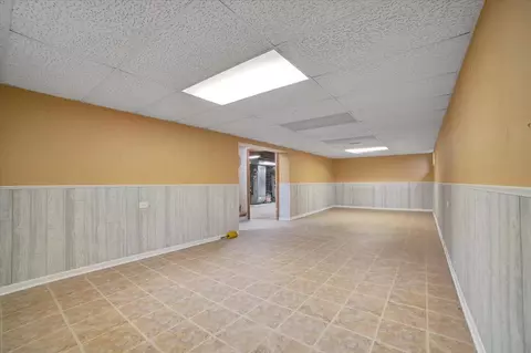 Other - 234 Pinehurst Dr, Des Plaines, IL 60016 photo 14 of 17