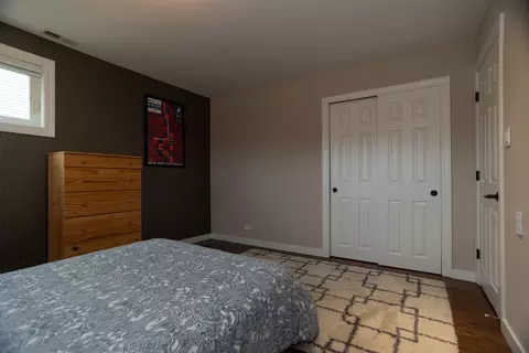 1087 S 6th Ave, Des Plaines, IL 60016 photo 11