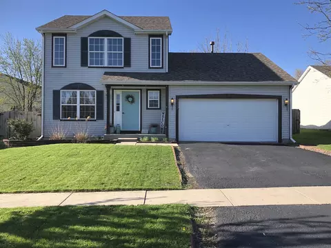 236 W Fernglen Ave, Cortland, IL 60112