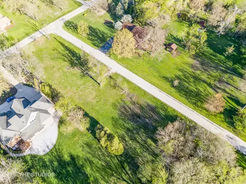 7703 Hamilton Ave, Burr Ridge, IL 60527 photo 7