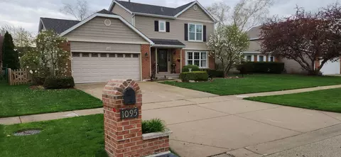 Exterior - 1095 John Dr, Hoffman Estates, IL 60169 photo 2 of 18