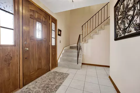 Entry Way - 1095 John Dr, Hoffman Estates, IL 60169 photo 1 of 1