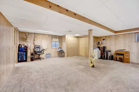 Other - 1095 John Dr, Hoffman Estates, IL 60169 photo 4 of 8