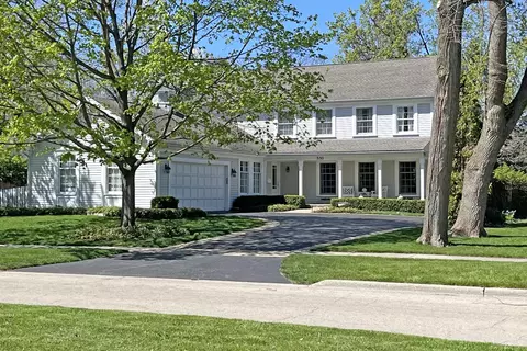 530 E Center Ave, Lake Bluff, IL 60044