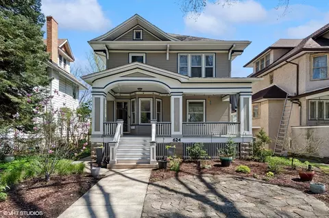 624 Clinton Ave, Oak Park, IL 60304
