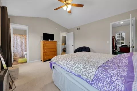 2487 Dickens Dr, Aurora, IL 60503 photo 10