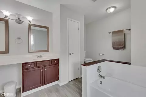 Bath - 1704 N Donovan St, Mchenry, IL 60050 photo 4 of 4