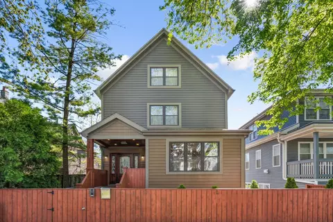 4215 N Saint Louis Ave, Chicago, IL 60618