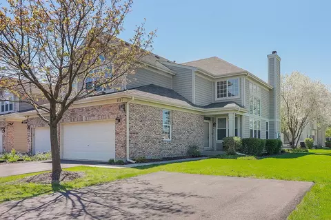 881 Havenshire Rd, Naperville, IL 60565