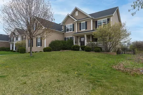1163 Star Grass Ln, Aurora, IL 60506