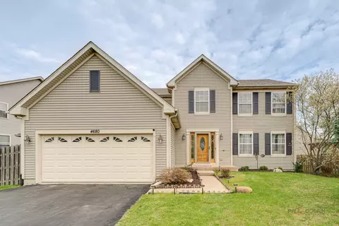 4680 Saginaw St, Lake In The Hills, IL 60156