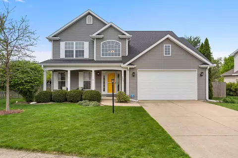 205 E Tomaras Ave, Savoy, IL 61874