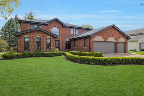 3721 Vantage Ln, Glenview, IL 60026