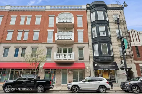 2762 N Lincoln Ave #402, Chicago, IL 60614