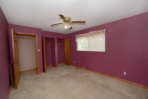 Bedroom - 821 Tomahawk Dr, Ottawa, IL 61350 photo 3 of 3
