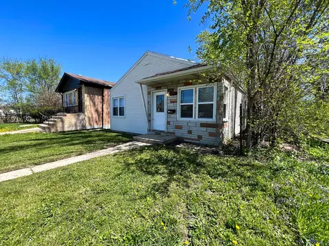 Exterior - 14719 Loomis Ave, Harvey, IL 60426 photo 3 of 5