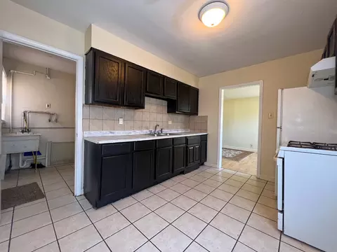 Kitchen - 14719 Loomis Ave, Harvey, IL 60426 photo 2 of 4