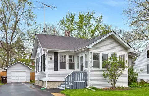 178 Lill Ave, Crystal Lake, IL 60014