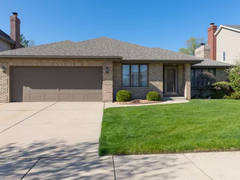 3752 Terrace Dr, Lansing, IL 60438