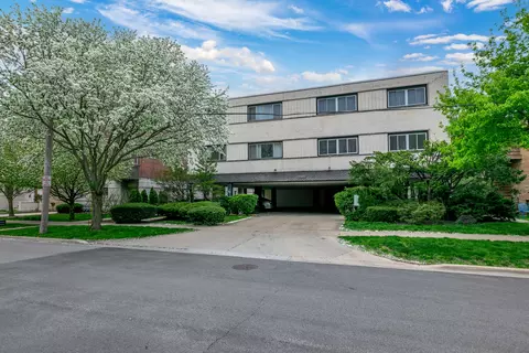 8040 Floral Ave #301, Skokie, IL 60077