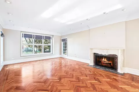Living - 239 Wood Glen Ln, Oak Brook, IL 60523 photo 2 of 5