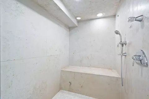 Other - 239 Wood Glen Ln, Oak Brook, IL 60523 photo 10 of 13