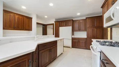 Kitchen - 2902 E State St, Rockford, IL 61108 photo 3 of 5