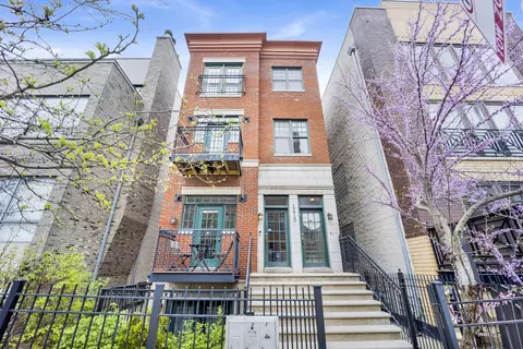 1618 W Augusta Blvd #2, Chicago, IL 60622