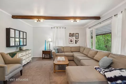 221 Mohawk Trl, Algonquin, IL 60102 photo 8