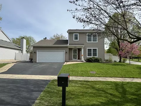251 Mallard Landing St, Bolingbrook, IL 60440