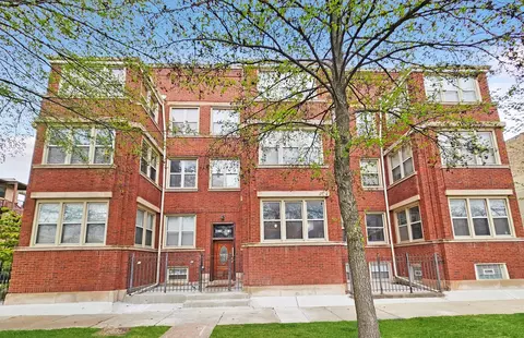 4830 S Indiana Ave #201, Chicago, IL 60615