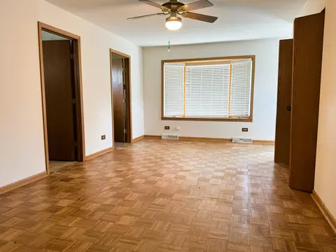 Living - 3525 Carpenter St, Steger, IL 60475 photo 2 of 2