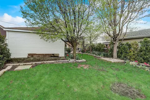 Exterior - 4045 Ruby St, Schiller Park, IL 60176 photo 9 of 9
