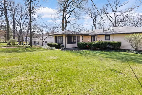 Exterior - 10385 Ellsworth Dr, Roscoe, IL 61073 photo 9 of 11