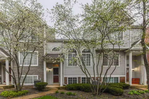 2334 Dawson Ln #2334, Algonquin, IL 60102