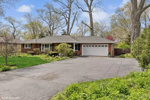348 N Oak St, Palatine, IL 60067