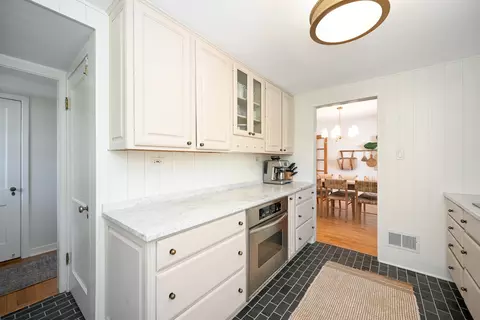 332 E Harrison Ave, Wheaton, IL 60187 photo 11