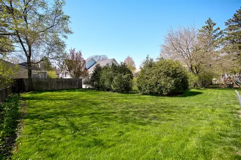332 E Harrison Ave, Wheaton, IL 60187 photo 37
