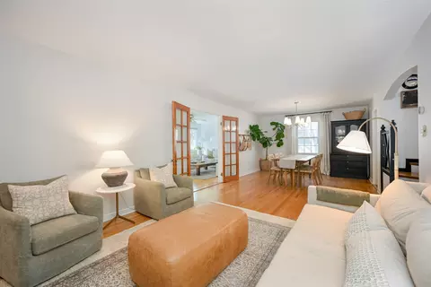 332 E Harrison Ave, Wheaton, IL 60187 photo 6