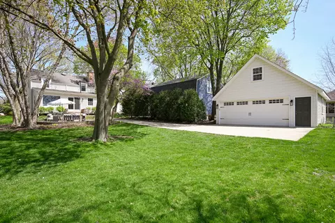 332 E Harrison Ave, Wheaton, IL 60187 photo 36