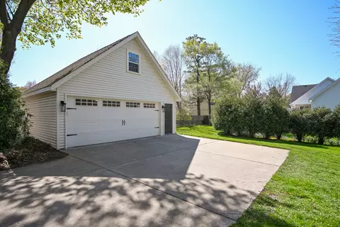332 E Harrison Ave, Wheaton, IL 60187 photo 35